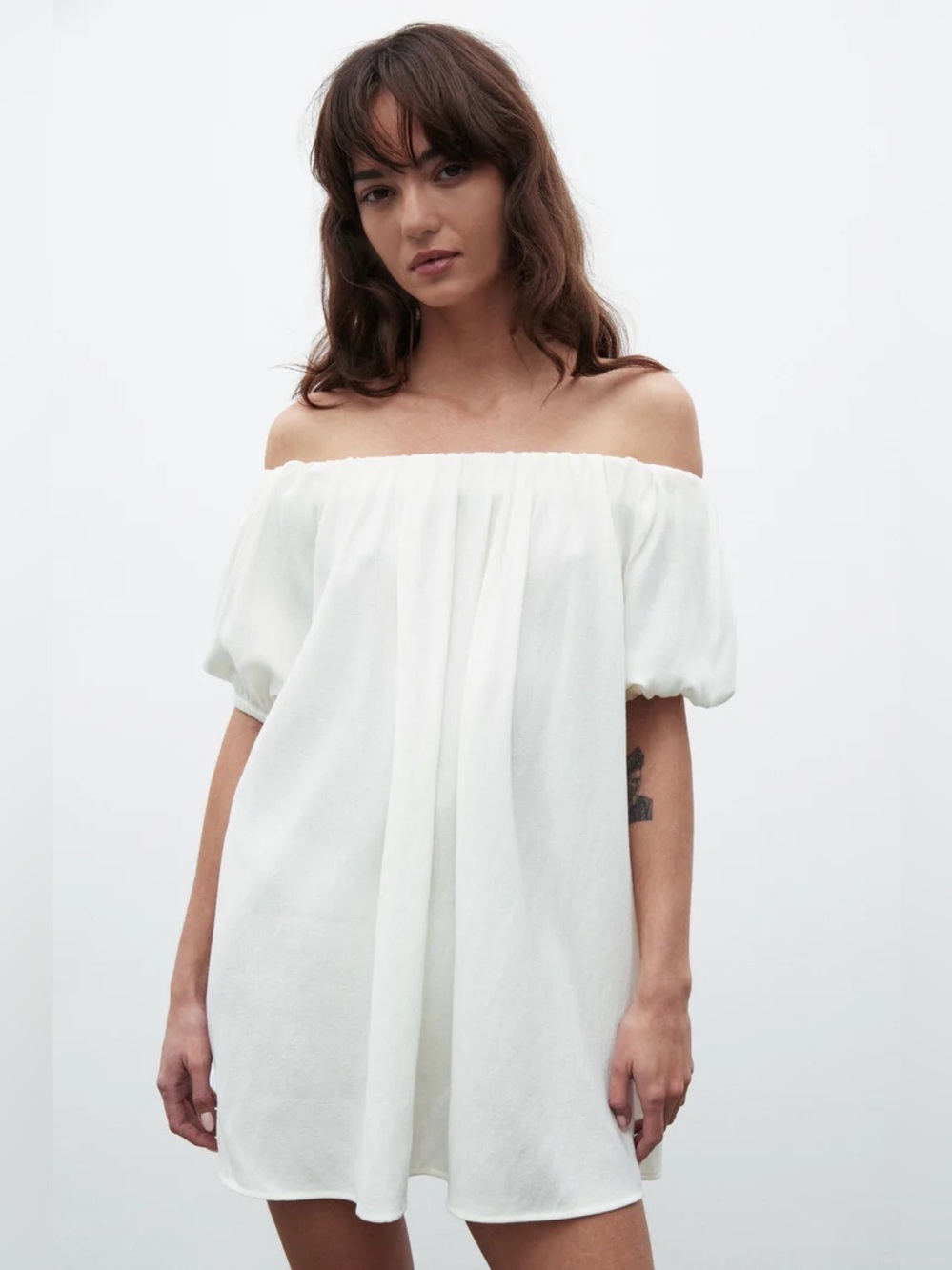 Bayse Harmony White Ivory Off-Shoulder Mini Dress